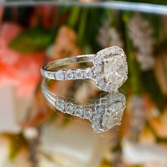 SOLD! Cushion Diamond Halo Engagement Ring S Kashi - Picture 5 of 11